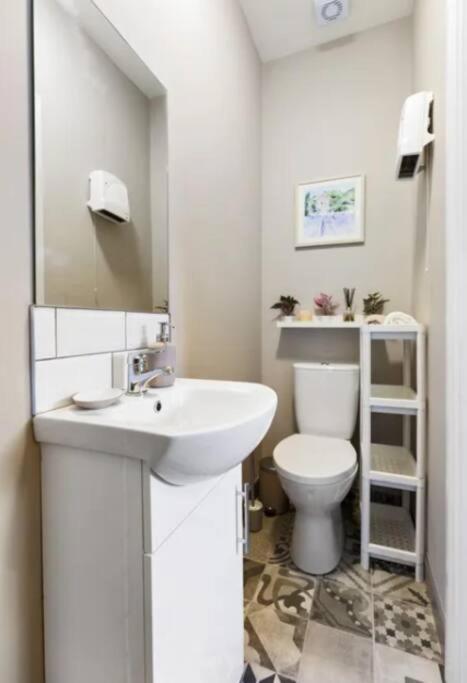 Private Cosy Studio - A1 Location Dublin Exterior foto