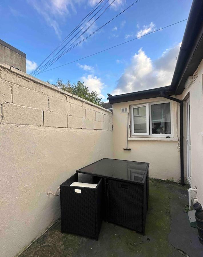 Private Cosy Studio - A1 Location Dublin Exterior foto